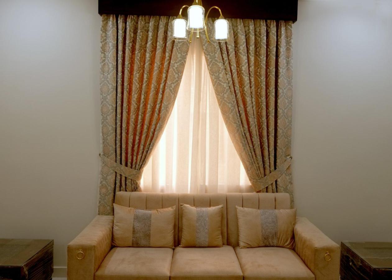 Al Rasheed Apartments Second Floor Apartment Karachi Bagian luar foto