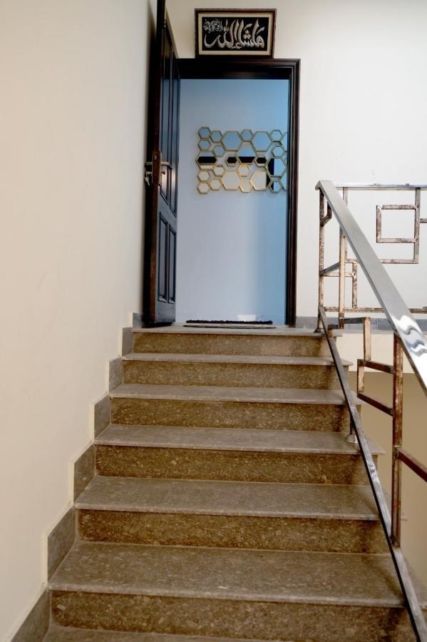 Al Rasheed Apartments Second Floor Apartment Karachi Bagian luar foto